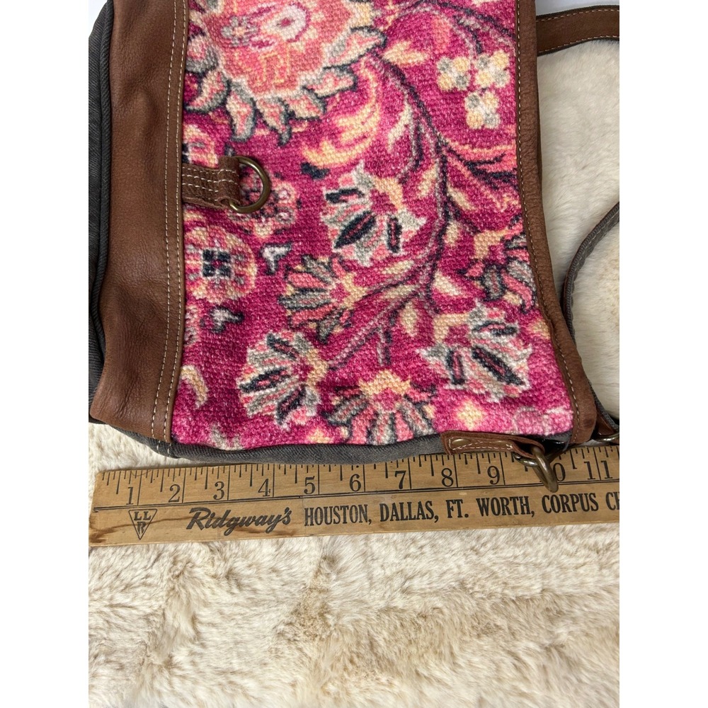 Myra Bag Floral Rug Tapestry Canvas Leather Crossbody Bag Pink Gray Boho S-1294 - Picture 11 of 11